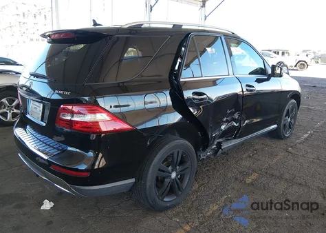 2012 Mercedes-Benz Ml 350 Bluetec 4Matic z USA, uszkodzony, nr VIN 4JGDA2EB5CA092379